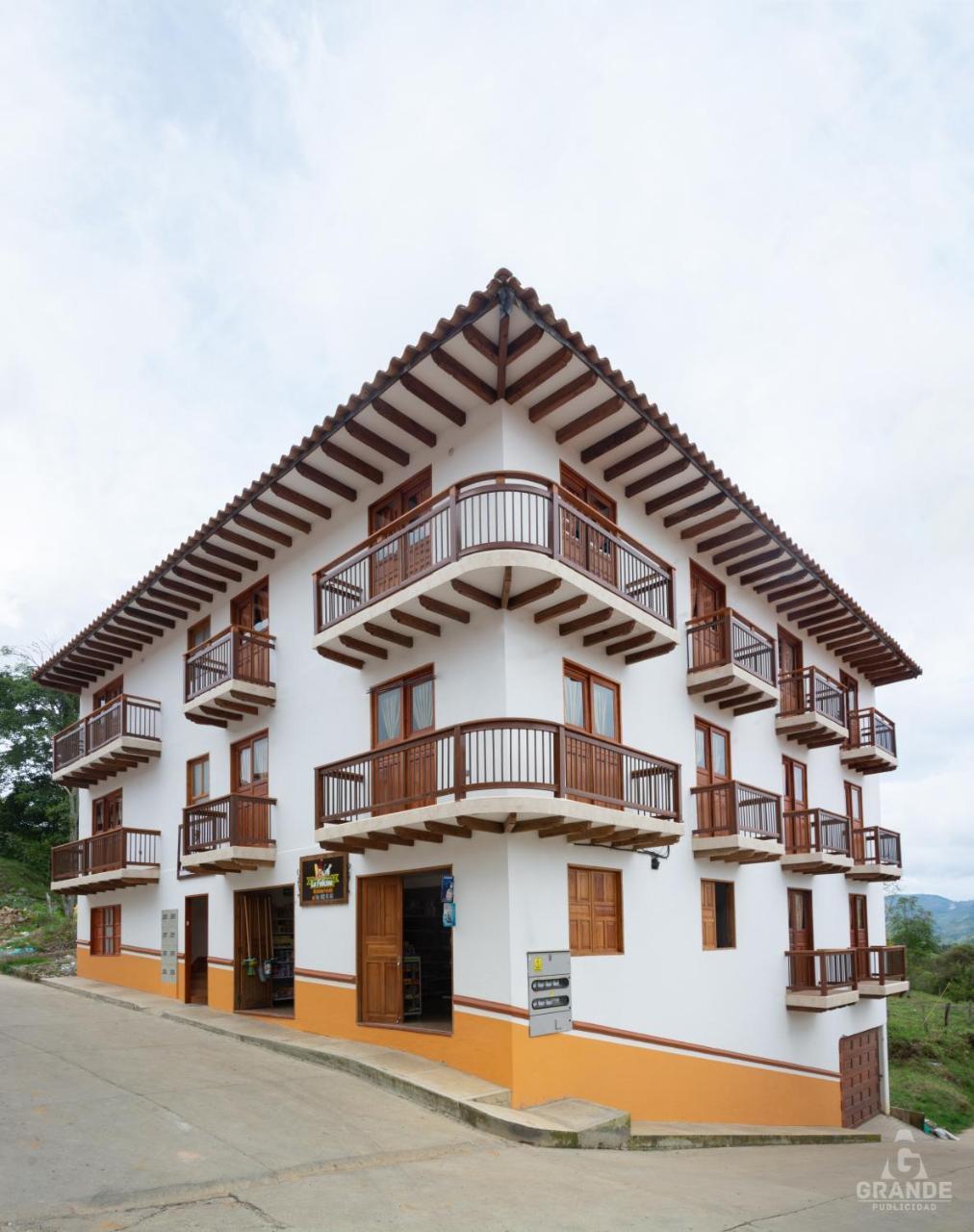 Hotel Madre Laura Jerico Экстерьер фото