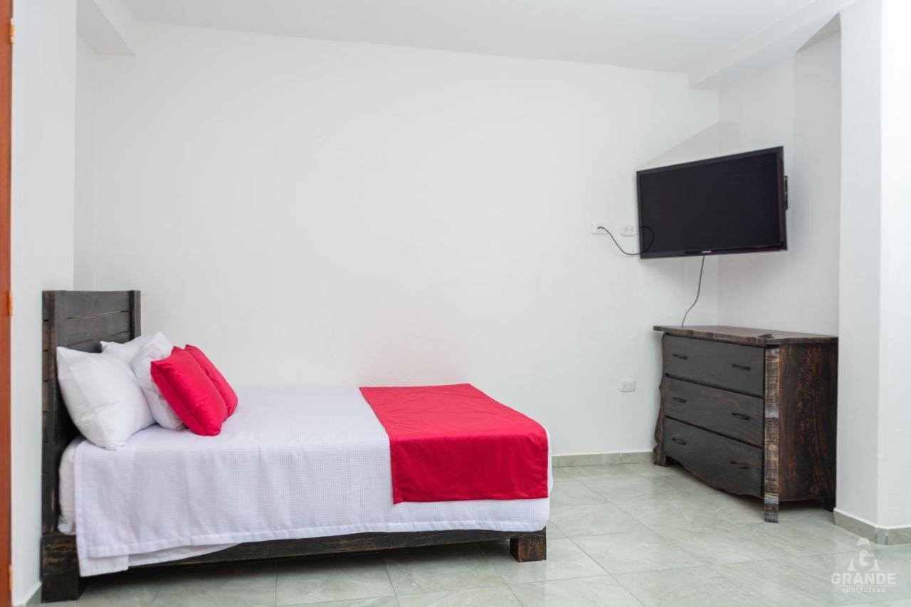 Hotel Madre Laura Jerico Экстерьер фото